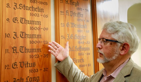 Sakristei, dort steht dreimal der Name Thumm an der Wand